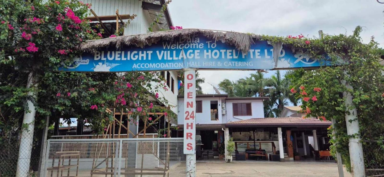 נאדי Bluelight Village Hotel מראה חיצוני תמונה